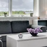 Gustava - 700m From The Sea By Interhome *