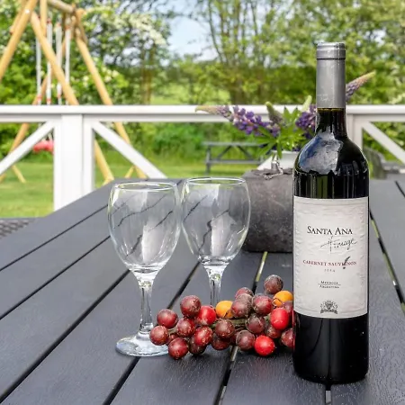 Gustava - 700m From The Sea By Interhome Holiday home Nedre Lysabild